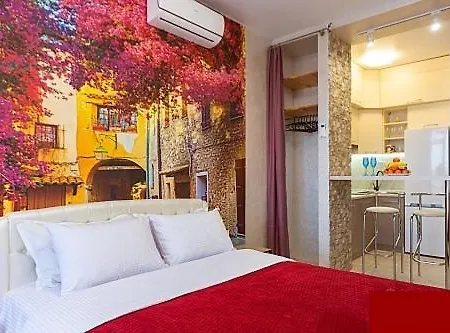видовая в аркадии с балконом Apartment