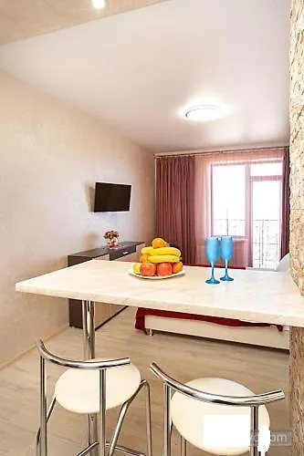 видовая в аркадии с балконом *